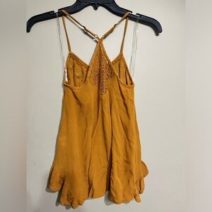 XHILARATION Yellow Gold Lace Embroidered
Spaghetti Strap Tank Top Women XS
